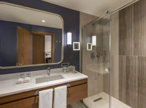 Elite World Grand Istanbul Kucukyali Hotel