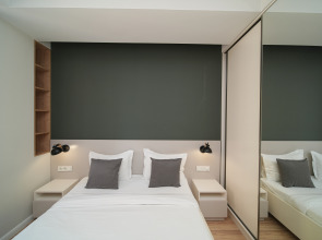 Апартаменты улучшенные с балконом от Sweet Home