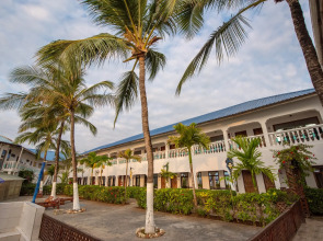 Отель Zenobia Beach Resort