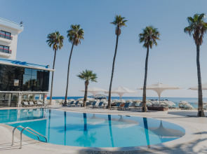 Отель Arkin Palm Beach