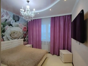 Квартира Трехкомнатная возле ТРЦ Аура