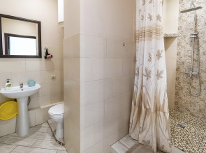 Отель Рахиль