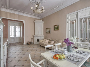 Апартаменты 1 MyhomeYourhome на Зверинской 42