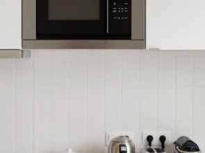 Апартаменты Cozy River and Park View Apartment