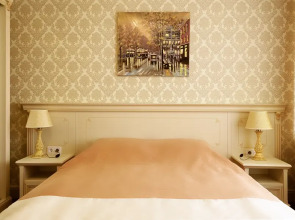 Отель Салют