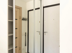 Апартаменты KrasLoft на Взлётной на двоих