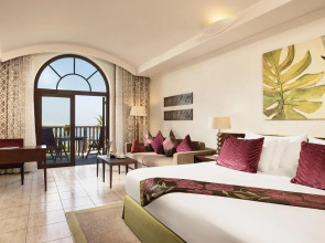 Отель JA The Resort - JA Palm Tree Court