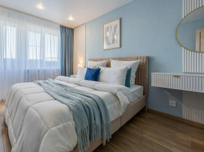 Апартаменты улучшенные, в центре города, с тремя спальнями