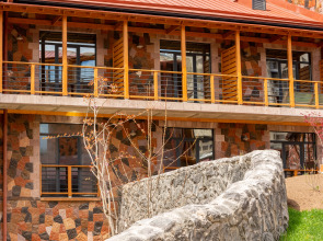 Отель Red Bridge Yerevan