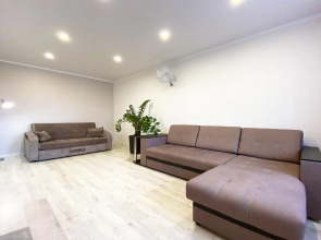 Апартаменты Добрые Сутки на Мухачева 133/2-49