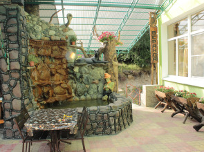 Гостиница Кристалл