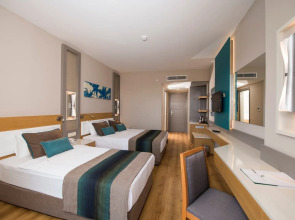 Palm World Resort & Spa Side - All Inclusive