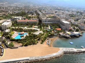 Отель Oscar Resort