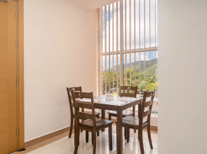 Апарт-отель Royale Suites Luxury Apartment