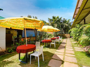 Hotel YogiTree beach Resort & Cafe