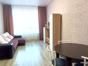 Апартаменты 100 Ночей на Комсомольском 122В