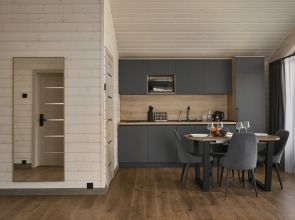 Частный дом с теплой купелью с джакузи и зоной барбекю Land Breeze