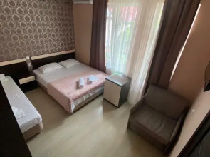 Гостевой дом Лоо-Санрайз