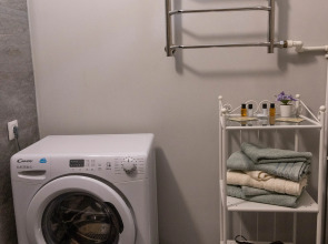 Квартира двухкомнатная в Доме с видом на Лавру