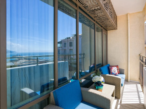 Апартаменты Yalta Plaza