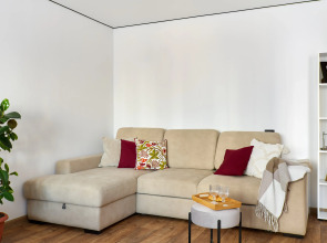 Апартаменты уютные на бульваре Белые цветы вблизи Чаши аквапарка станции метро