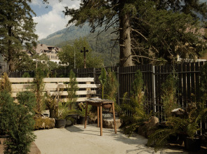 Гостевой дом Экосказка с видом на горы