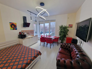 Квартира БалтАтлантик номер в стиле Красный Дракон