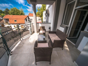 Отель Mint Garni