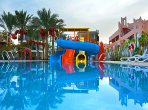 Minamark Beach Resort & Spa