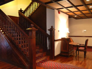 Отель Grand Hotel Nuwara Eliya