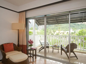 Курортный отель Aonang Villa Resort