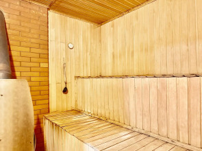 Thach from Travel Hotels Entourage