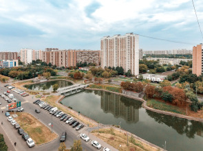 Апартаменты Просторная квартира на 4-х метро Марьино