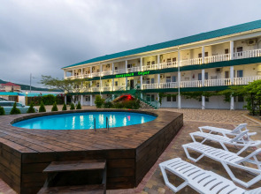 Курортный отель Лазурный берег