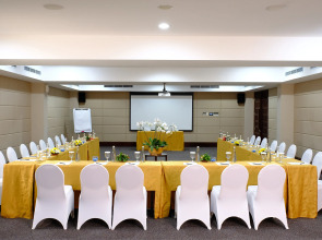 Отель The Sintesa Jimbaran