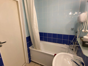 Отель Пония