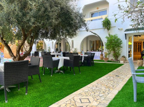 Отель  Residence Romane