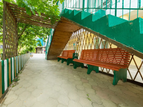 Курортный отель Лазурный берег
