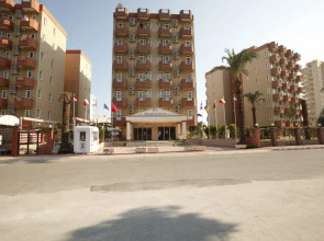 Отель Lara Hadrianus