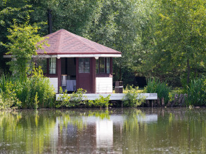 База Отдыха Остров Рыболовная усадьба