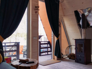 Мини-отель Эко хутор «Избушки на Опушке»