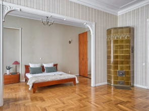 Апартаменты 1 MyhomeYourhome на Зверинской 42