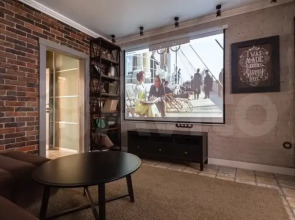 Loft Apartments с пректором и терассой