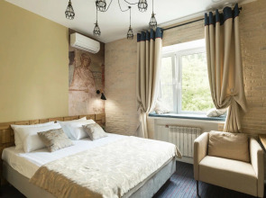 Отель София