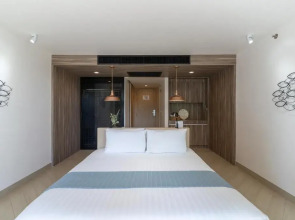 Курортный отель Golden Tulip Pattaya Beach Resort