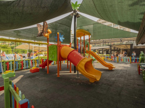 Sealife Buket Resort & Beach Hotel – All Inclusive