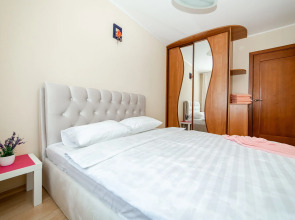 Трехкомнатные апартаменты GALLERY Minsk на Мельникайте с балконом