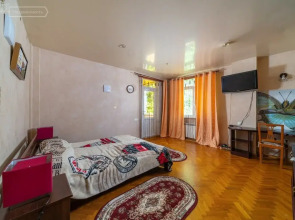 Апартаменты на Цюрупы 7