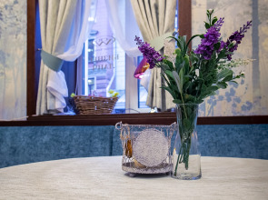 Отель Cronwell Inn Стремянная