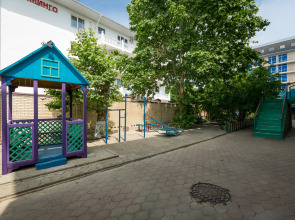 Курортный отель Лазурный берег